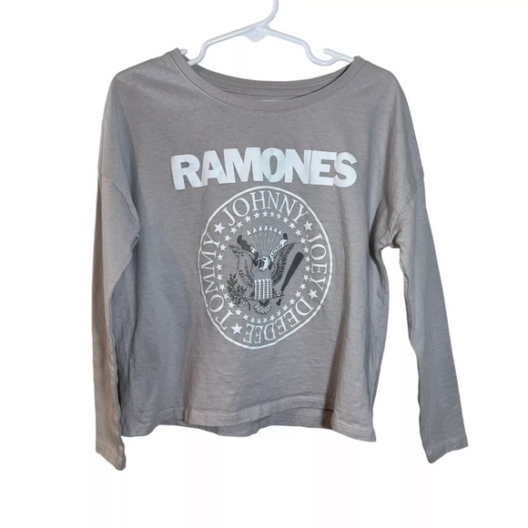 Old Navy Girls Ramones Cropped Band T Shirt Small 6-7 Long Sleeve Graphic Music - Picture 1 of 4